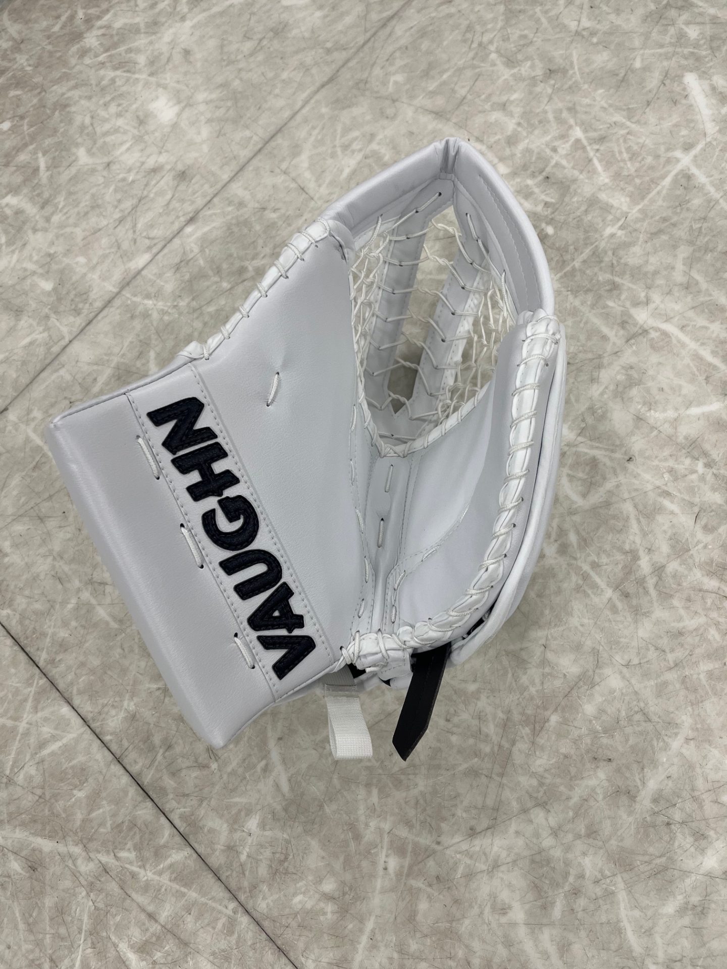 Vaughn Velocity VX1 Pro Carbon Goalie Catcher