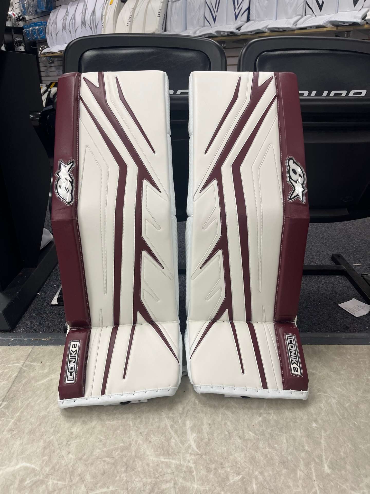 Brian's Iconik 2 Senior Goalie Leg Pads - Image 5