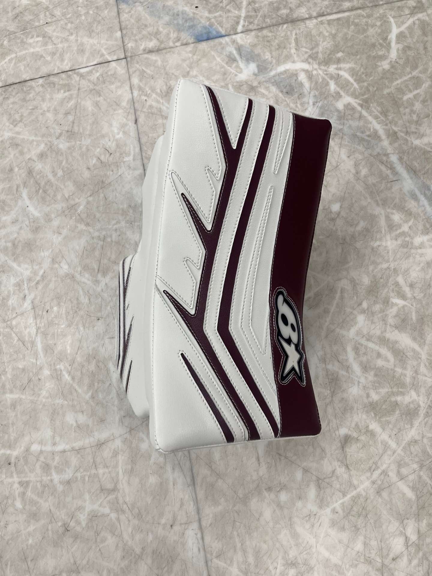 Brian's Iconik 2 Senior Goalie Blocker - Image 2