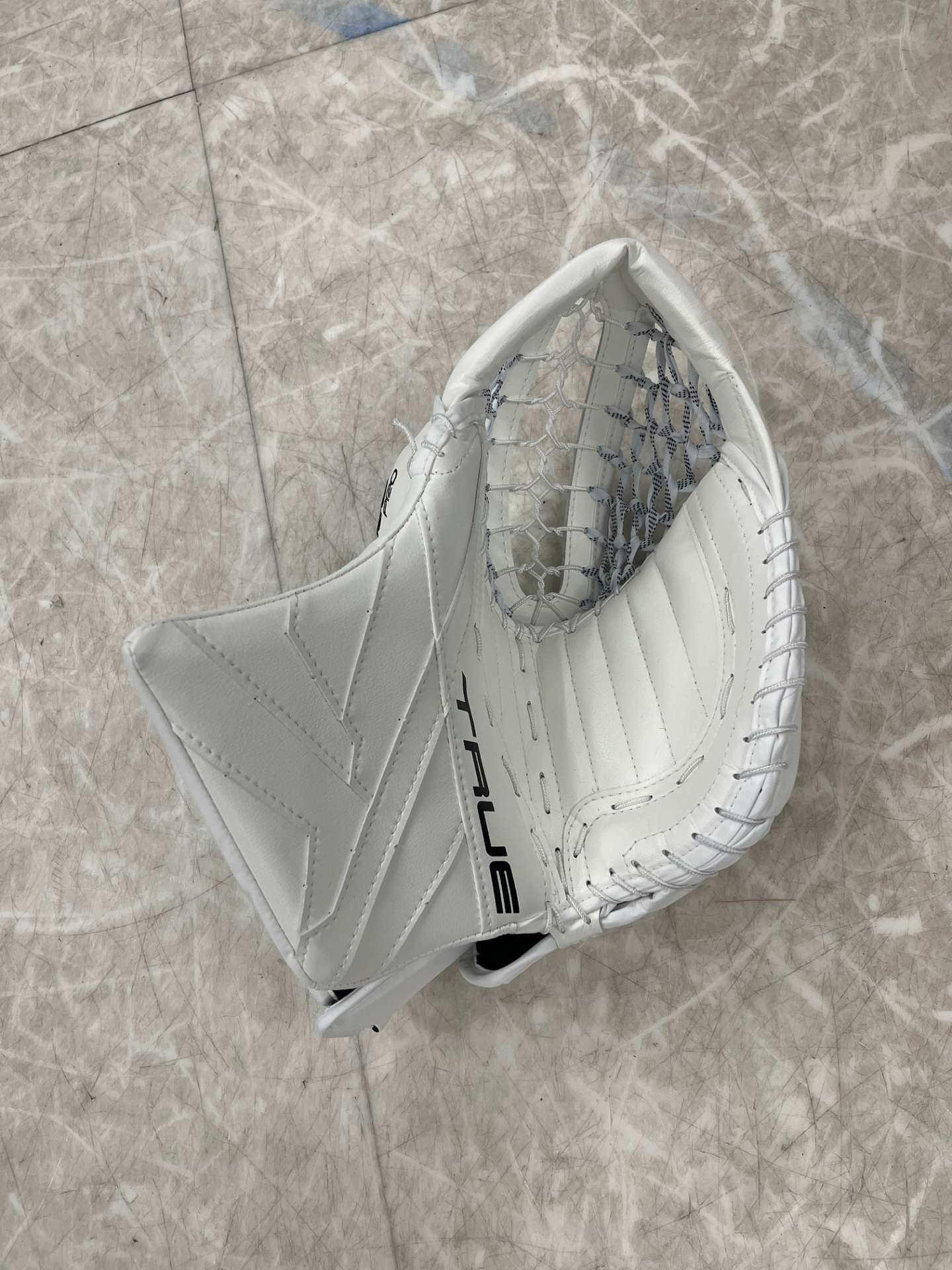 True Catalyst  Nitro Pro Goalie Catcher- Intermediate Palm