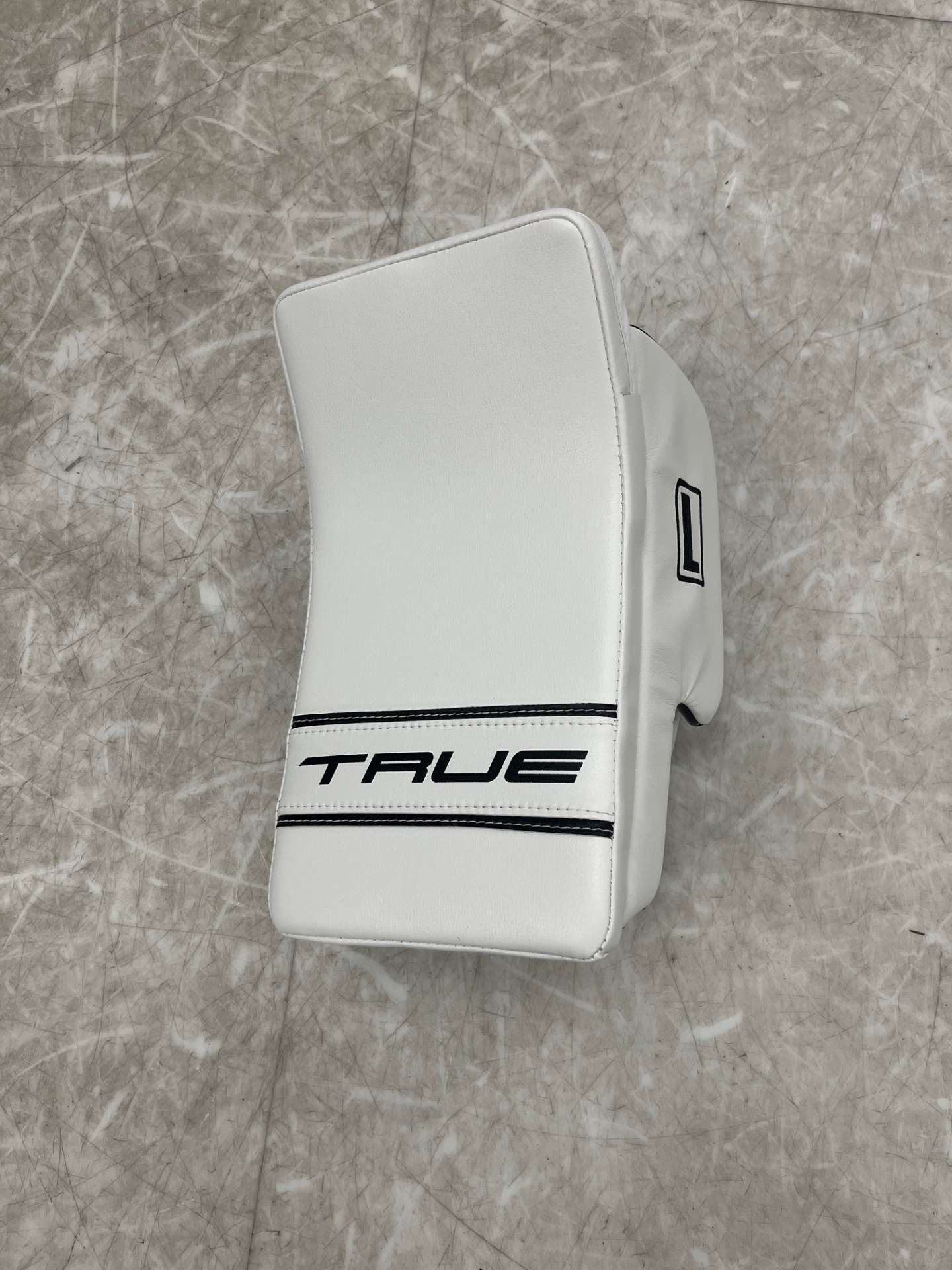 True Catalyst L87 Nitro Pro Goalie Blocker