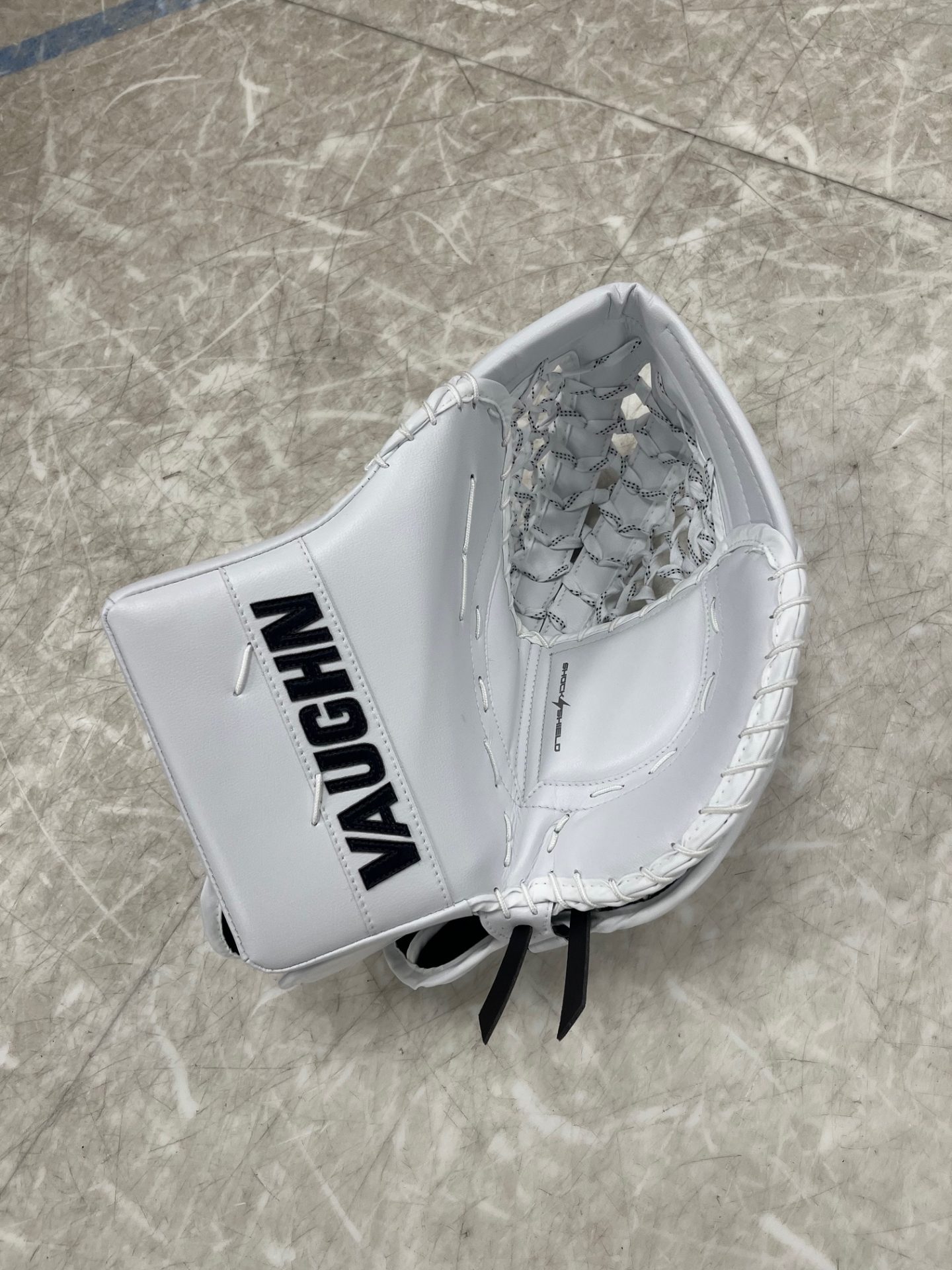 Vaughn Ion Pro Select Senior Goalie Catcher