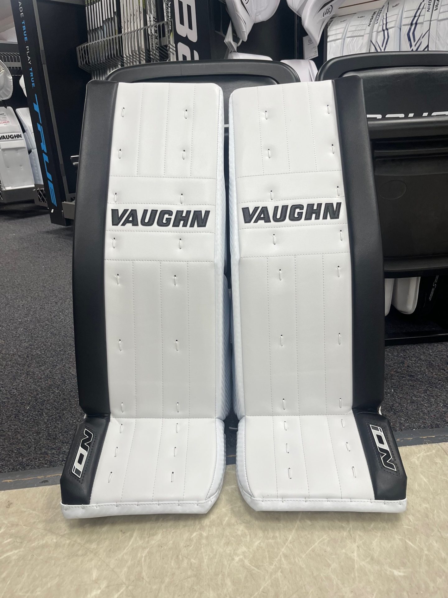 Vaughn Ion Pro Select Senior Goalie Leg Pads